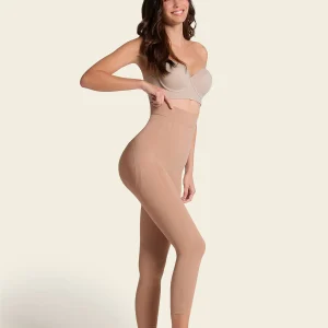 Body invisible avec compression des jambes et rehaussement des fesses
